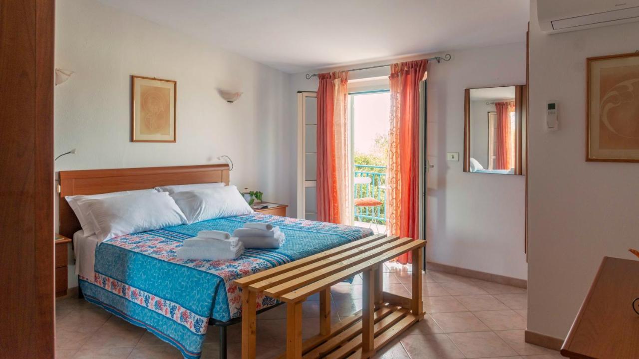 Ferienwohnung Gabbiani - Cala Gonone Exterior foto