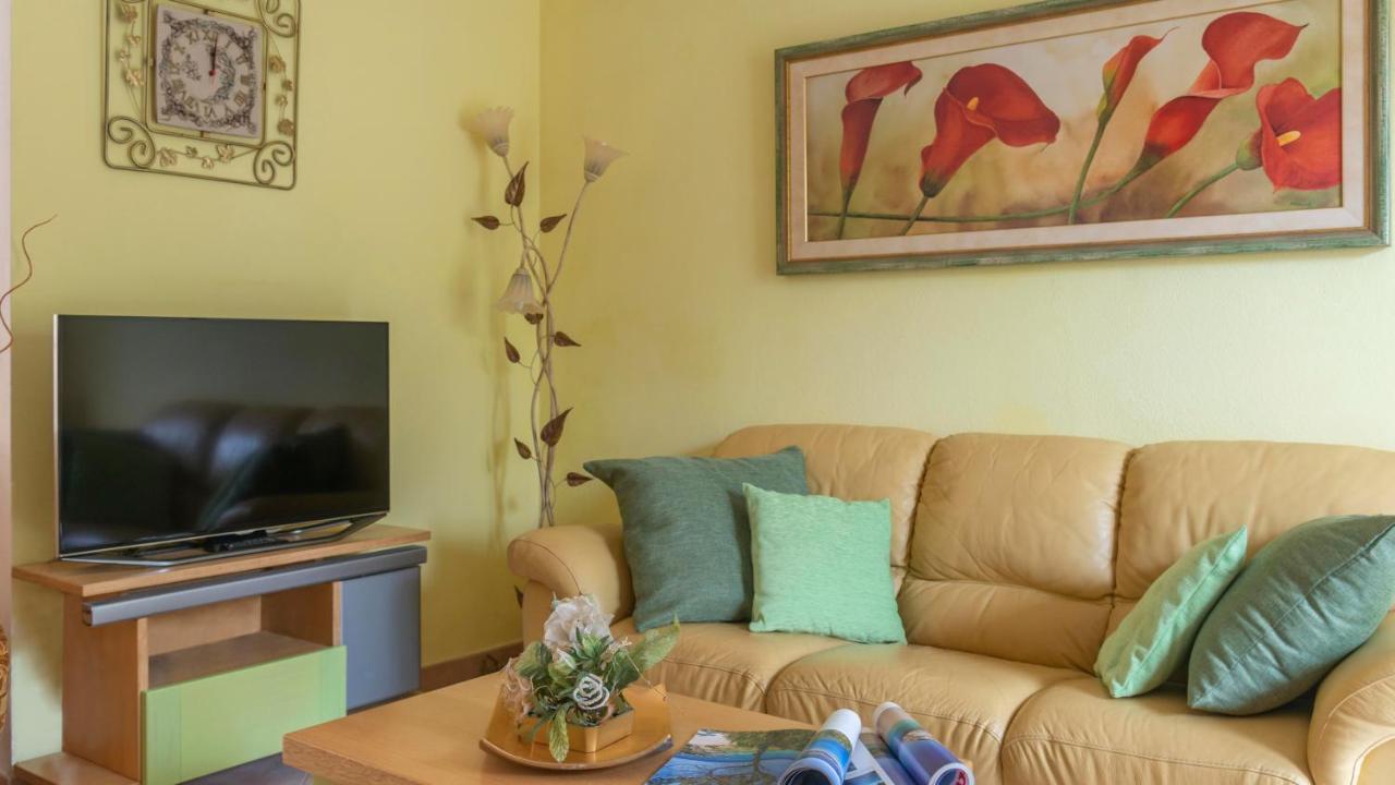Ferienwohnung Gabbiani - Cala Gonone Exterior foto